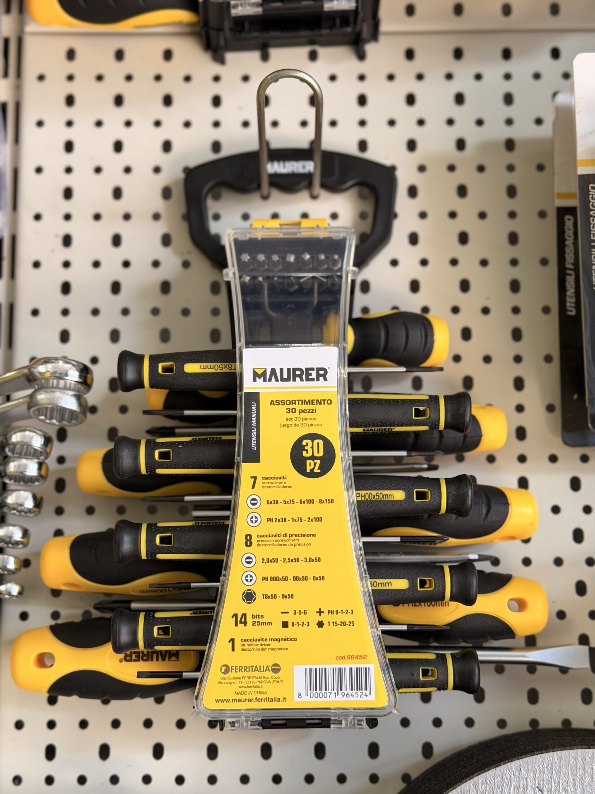 Cacciaviti e Inserti Maurer Set 30 Pezzi – Acciaio Cromo Vanadio con Manico Ergonomico e Kit Precisione 1 Cacciaviti e Inserti Maurer Set 30 Pezzi – Acciaio Cromo Vanadio con Manico Ergonomico e Kit Precisione